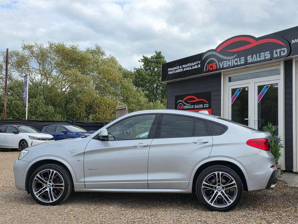 BMW X4 Xdrive20d Xline Red #10