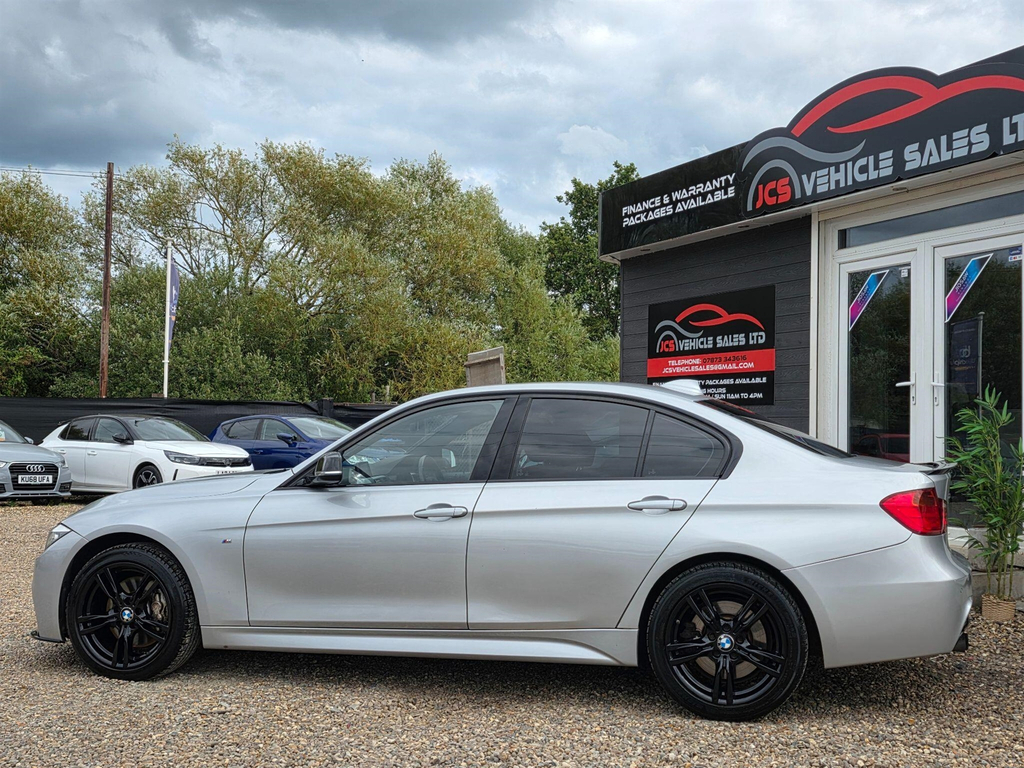 BMW 3 Series 320D Luxury White #10