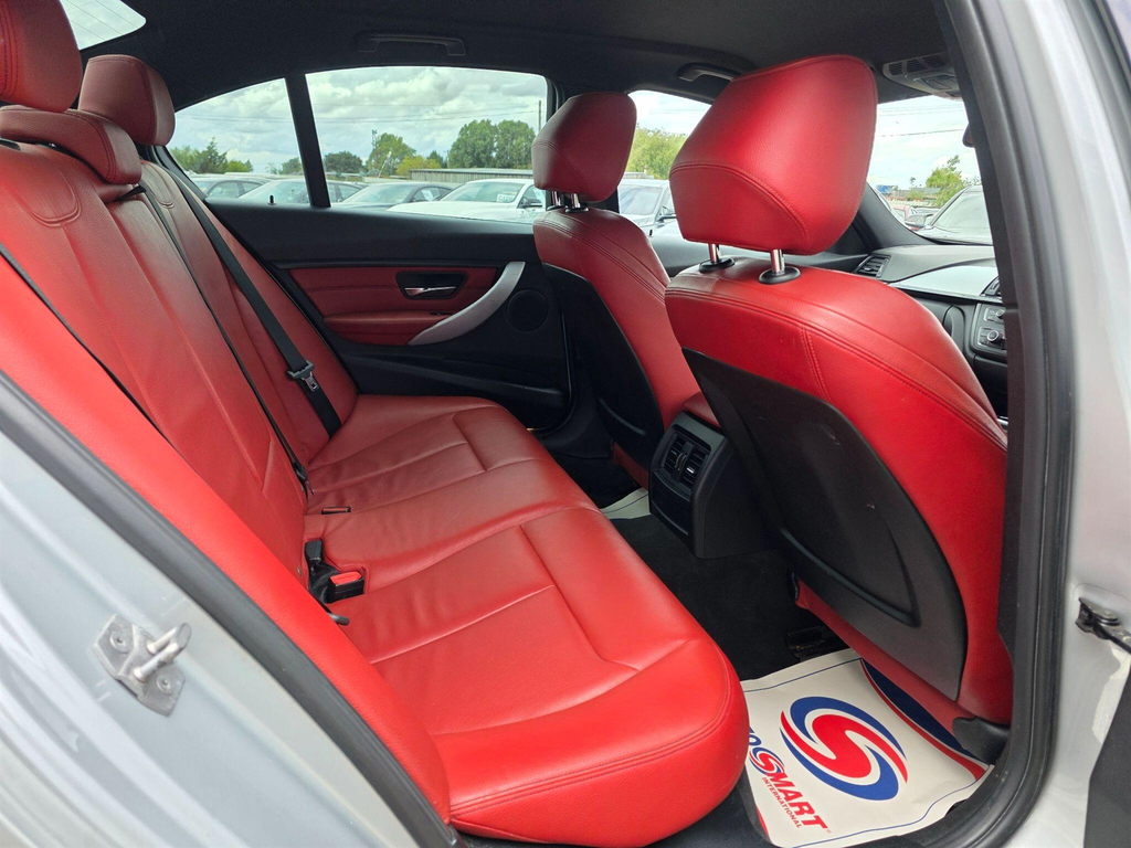 BMW 3 Series 320D Luxury White #21