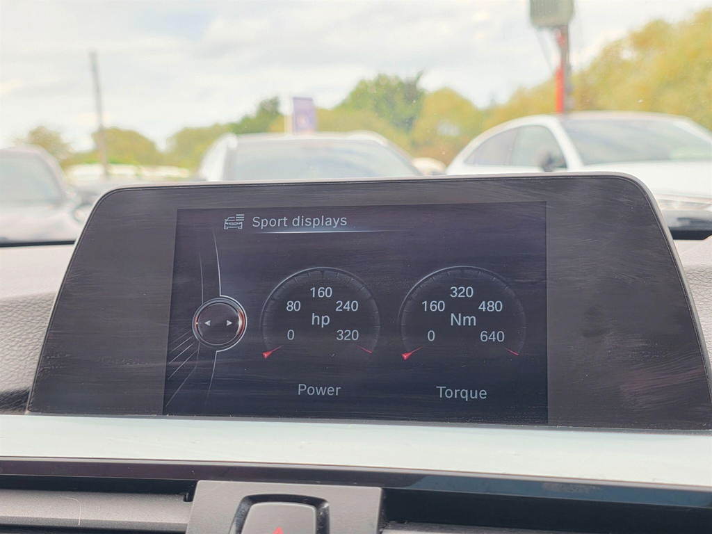 BMW 3 Series 320D Luxury White #37
