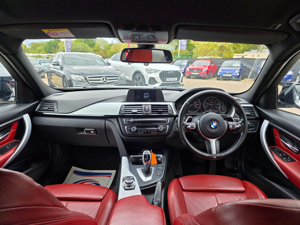 BMW 3 Series 320D Luxury White #25