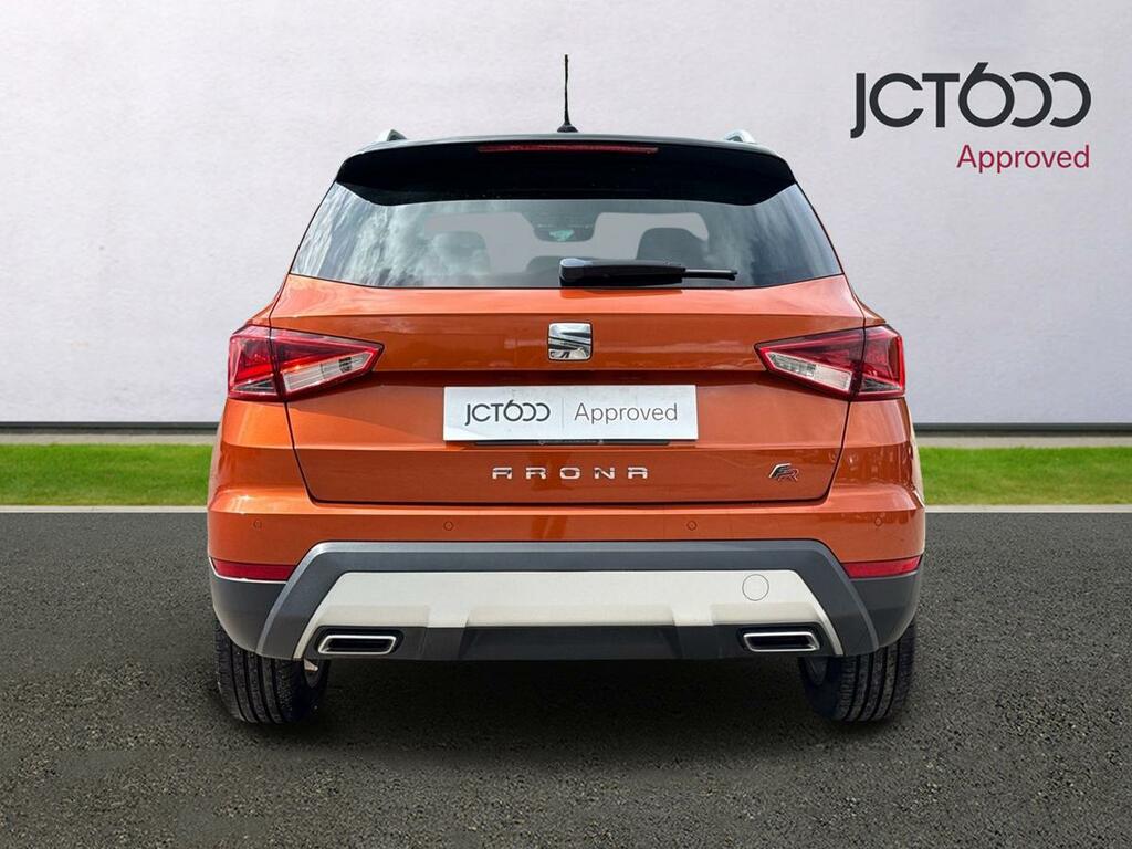 Seat Arona Hatchback Red #7