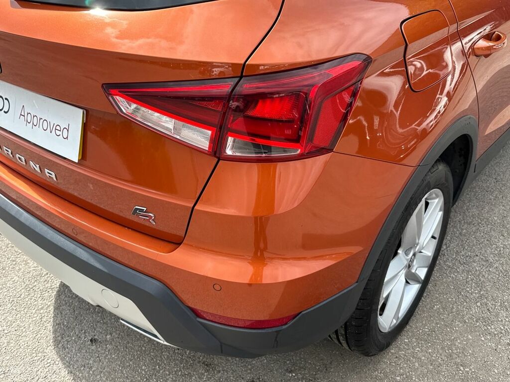 Seat Arona Hatchback Red #18