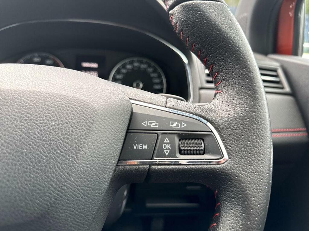 Seat Arona Hatchback Red #17