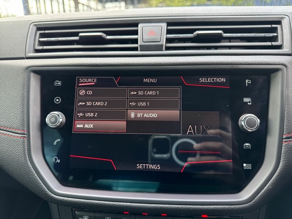 Seat Arona Hatchback Red #31