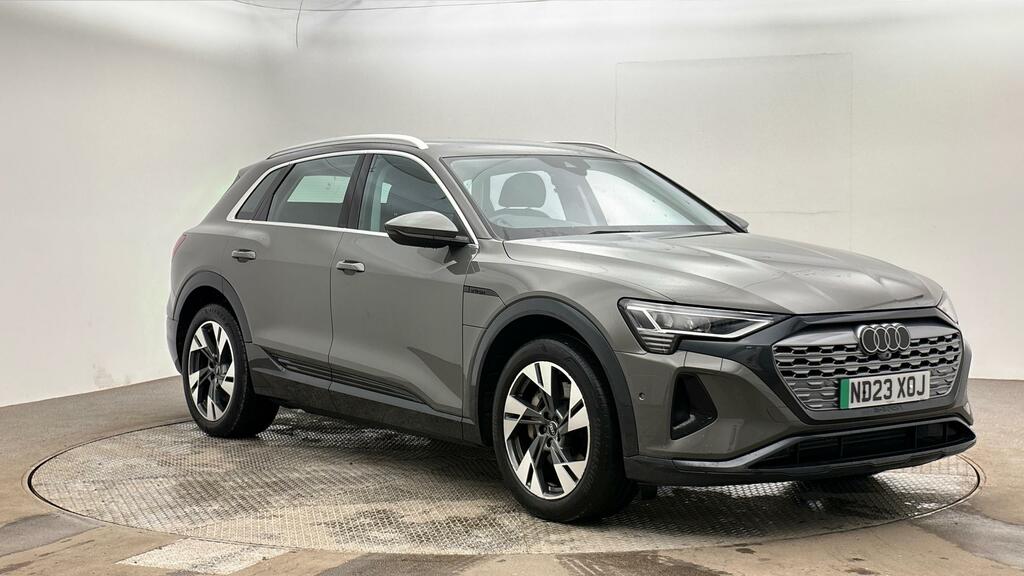 Audi Q8 e tron Black Edition Quattro Blue #1
