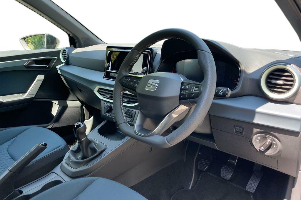 Seat Arona Fr First Edition Black #6