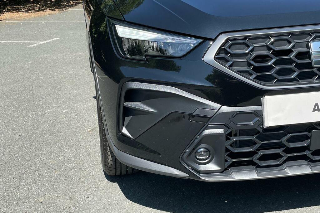 Seat Arona Fr First Edition Black #19