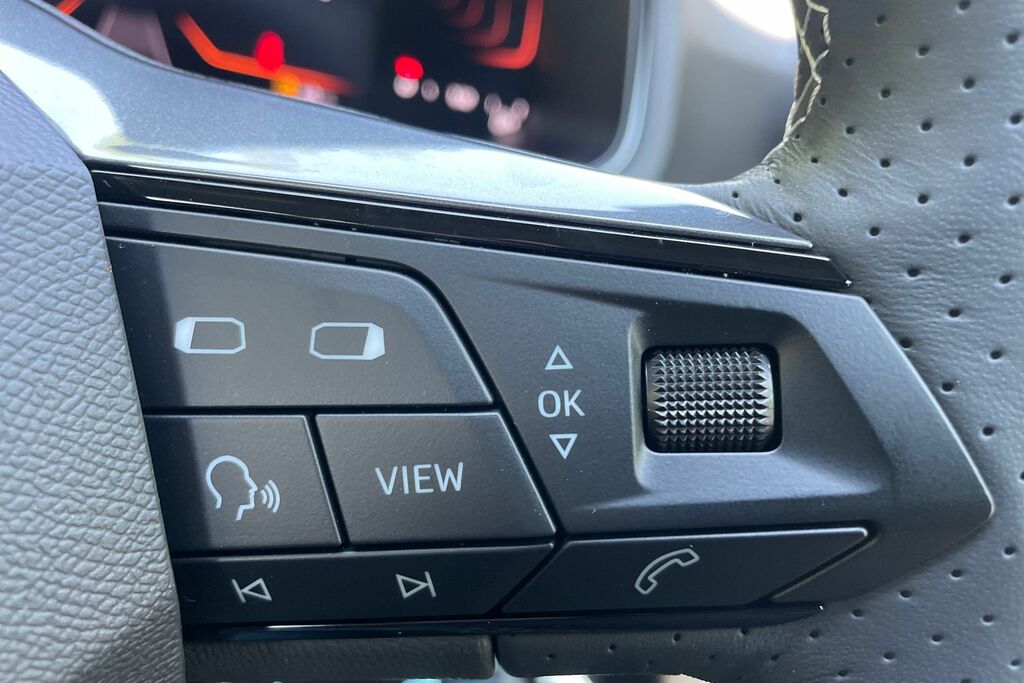 Seat Arona Fr First Edition Black #17