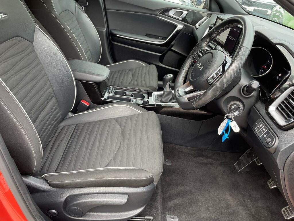 Kia Proceed 1.5 T-gdi Dct Gt-line S White #28