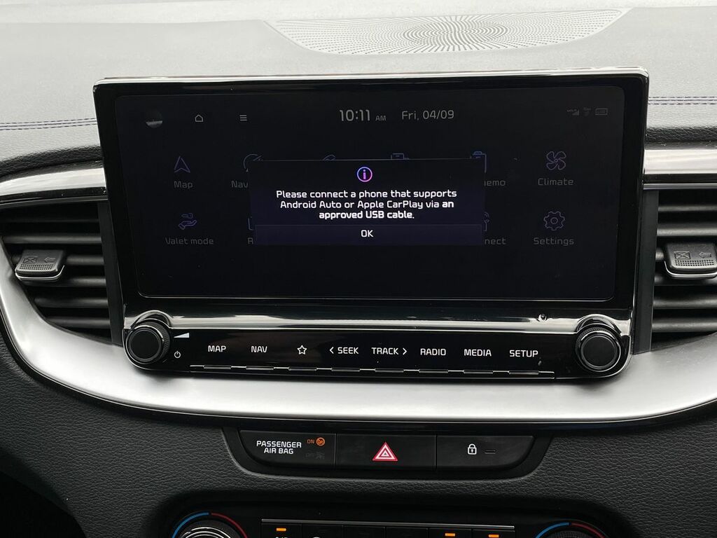 Kia Proceed 1.5 T-gdi Dct Gt-line S White #50