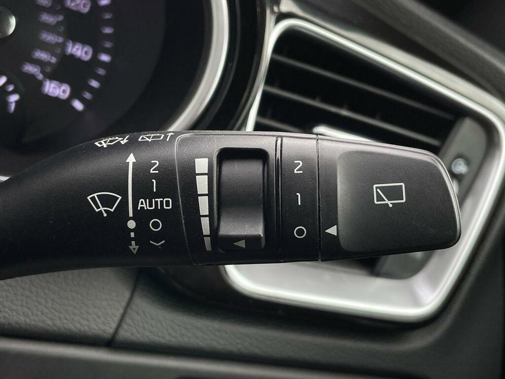 Kia Proceed 1.5 T-gdi Dct Gt-line S White #36
