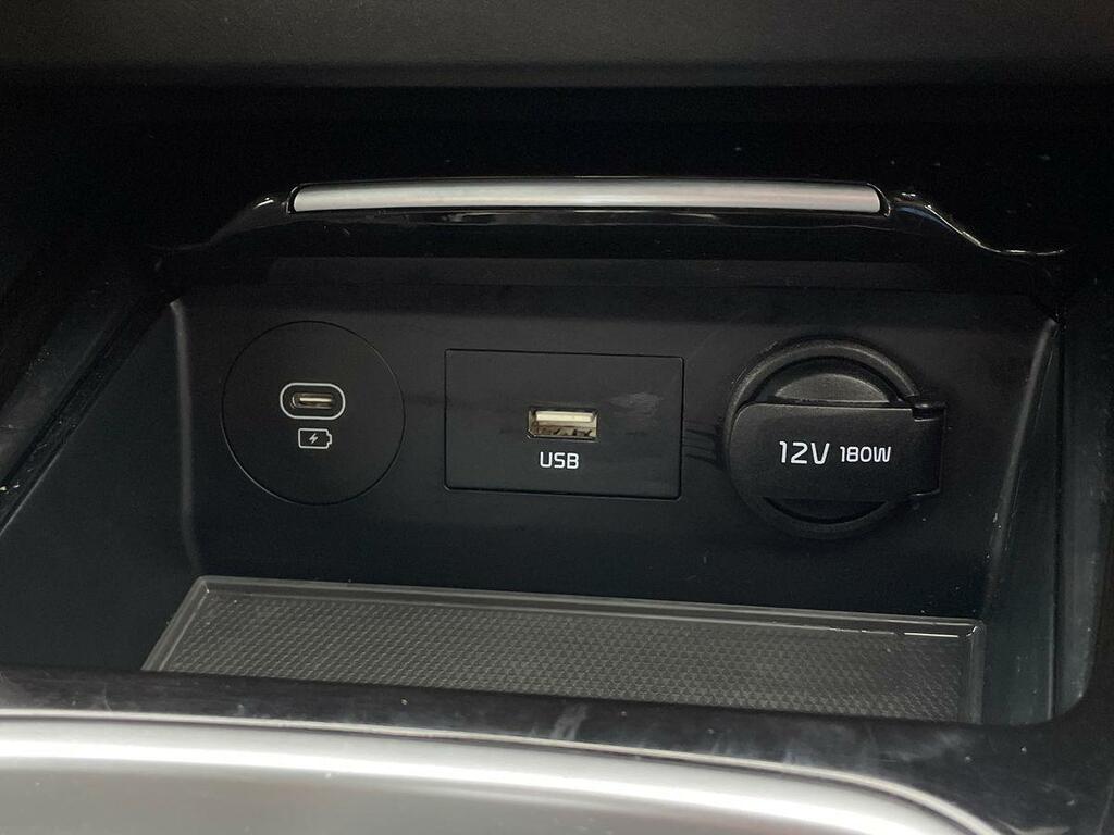 Kia Proceed 1.5 T-gdi Dct Gt-line S White #42