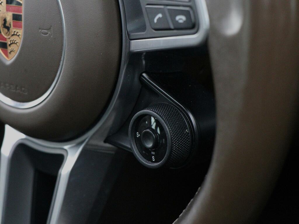 Porsche Panamera 4 Pdk Silver #32