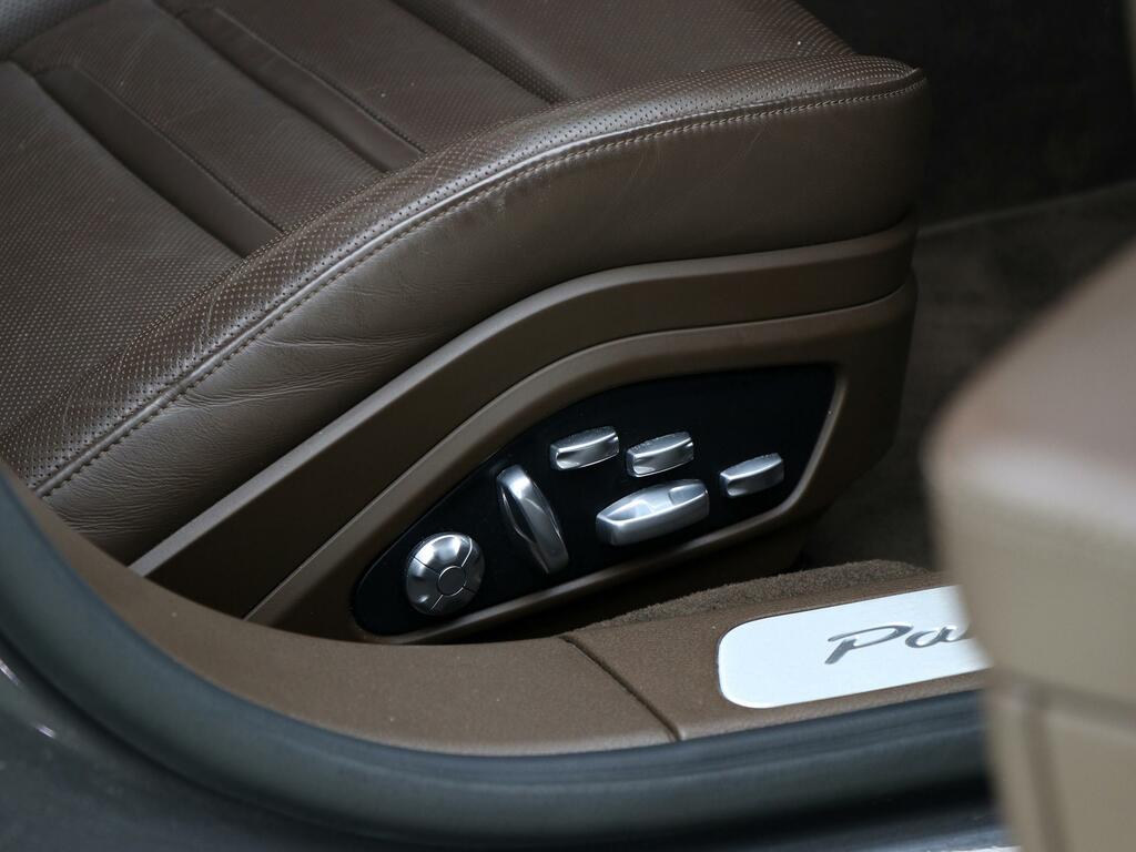 Porsche Panamera 4 Pdk Silver #33