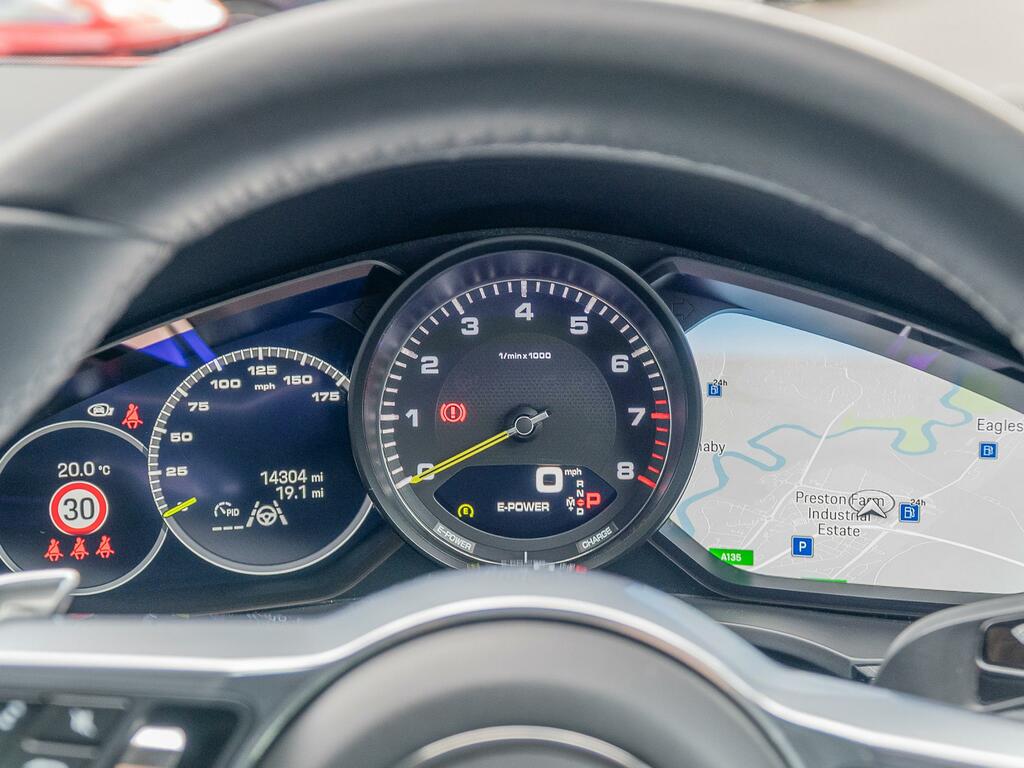 Porsche Cayenne E-hybrid Platinum Edition Tiptronic S #16