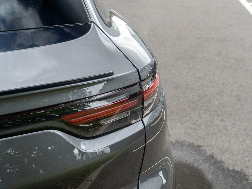 Porsche Cayenne E-hybrid Platinum Edition Tiptronic S #38