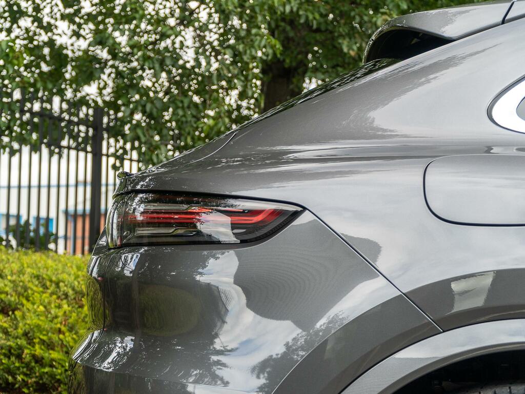 Porsche Cayenne E-hybrid Platinum Edition Tiptronic S #37