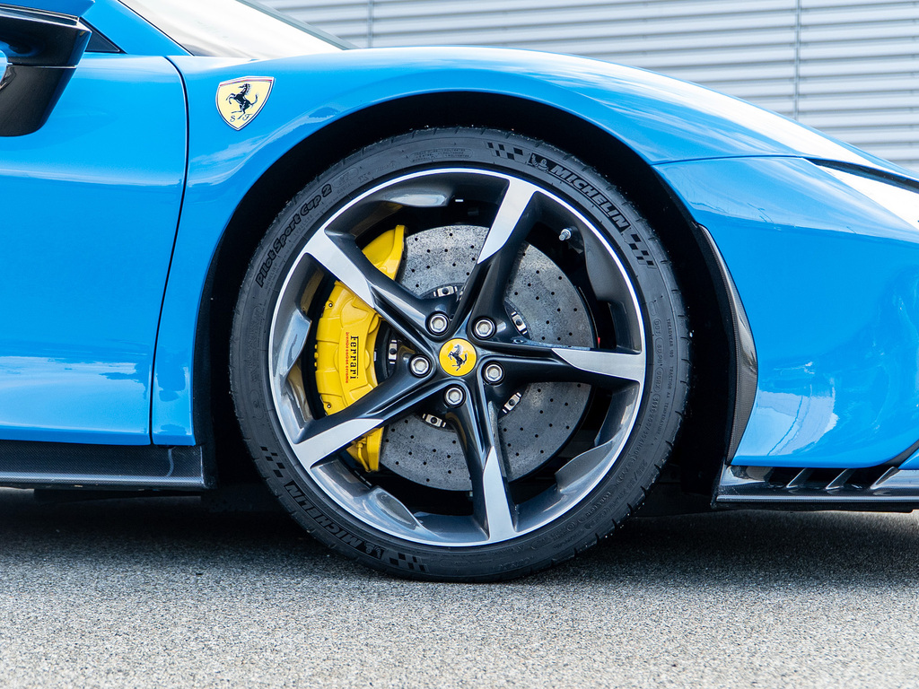 Ferrari Sf90 Spider Convertible Red #40