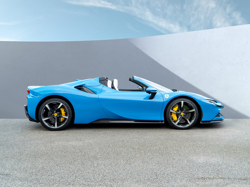 Ferrari Sf90 Spider Convertible Red #5