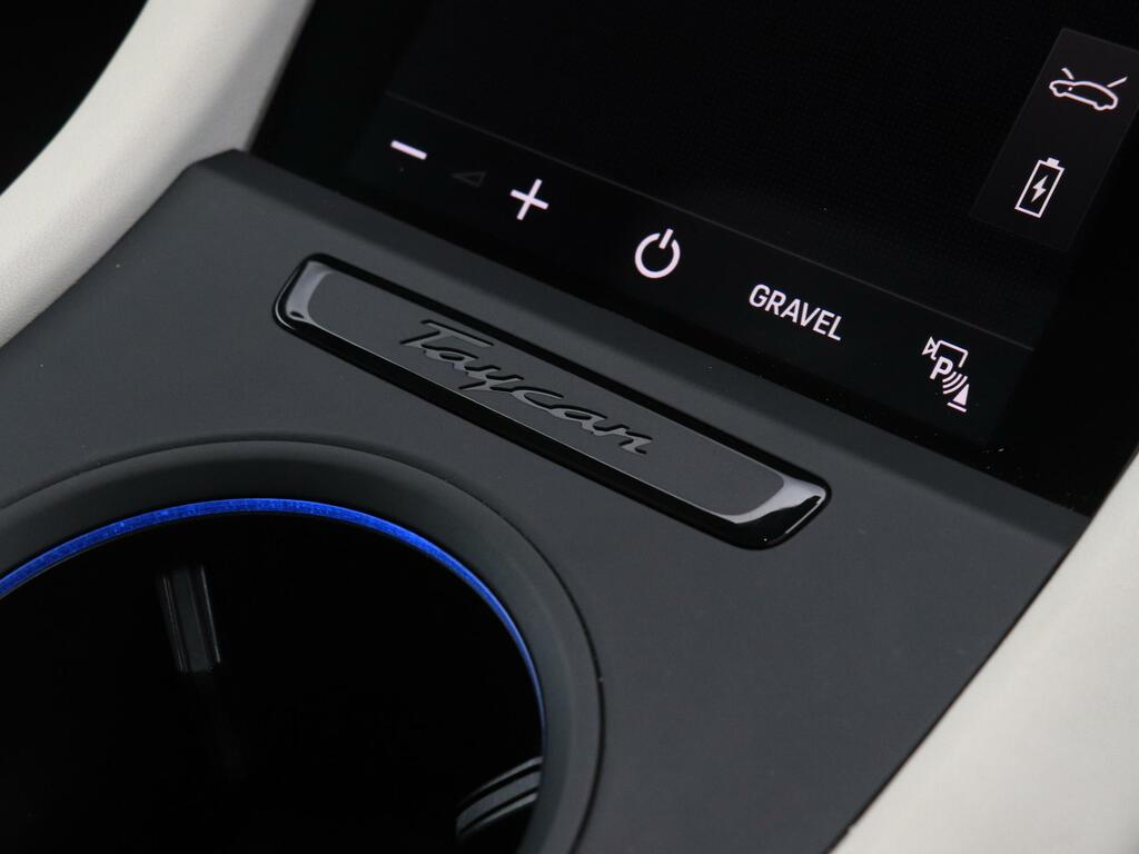 Porsche Taycan 4S 93Kwh Grey #24