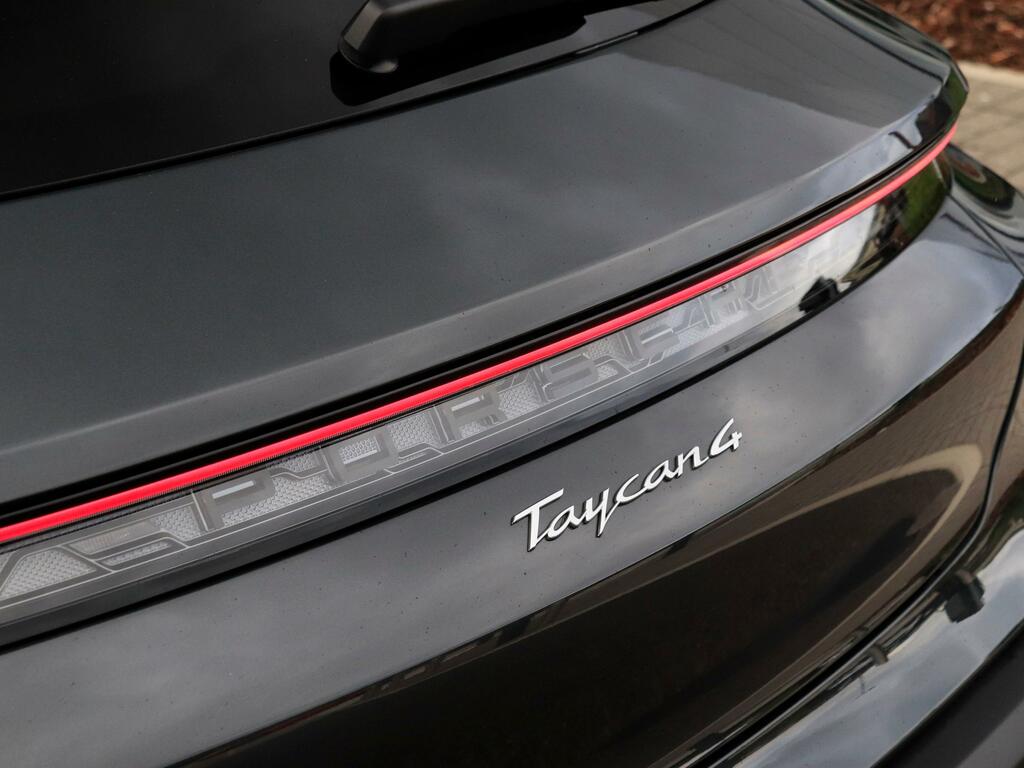 Porsche Taycan 4S 93Kwh Grey #12