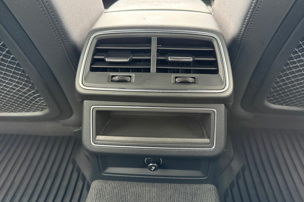 Audi A6 Saloon Sport White #46