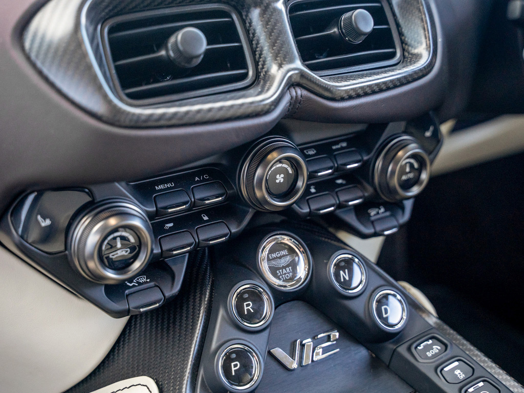 Aston Martin Vantage F1 Edition #49