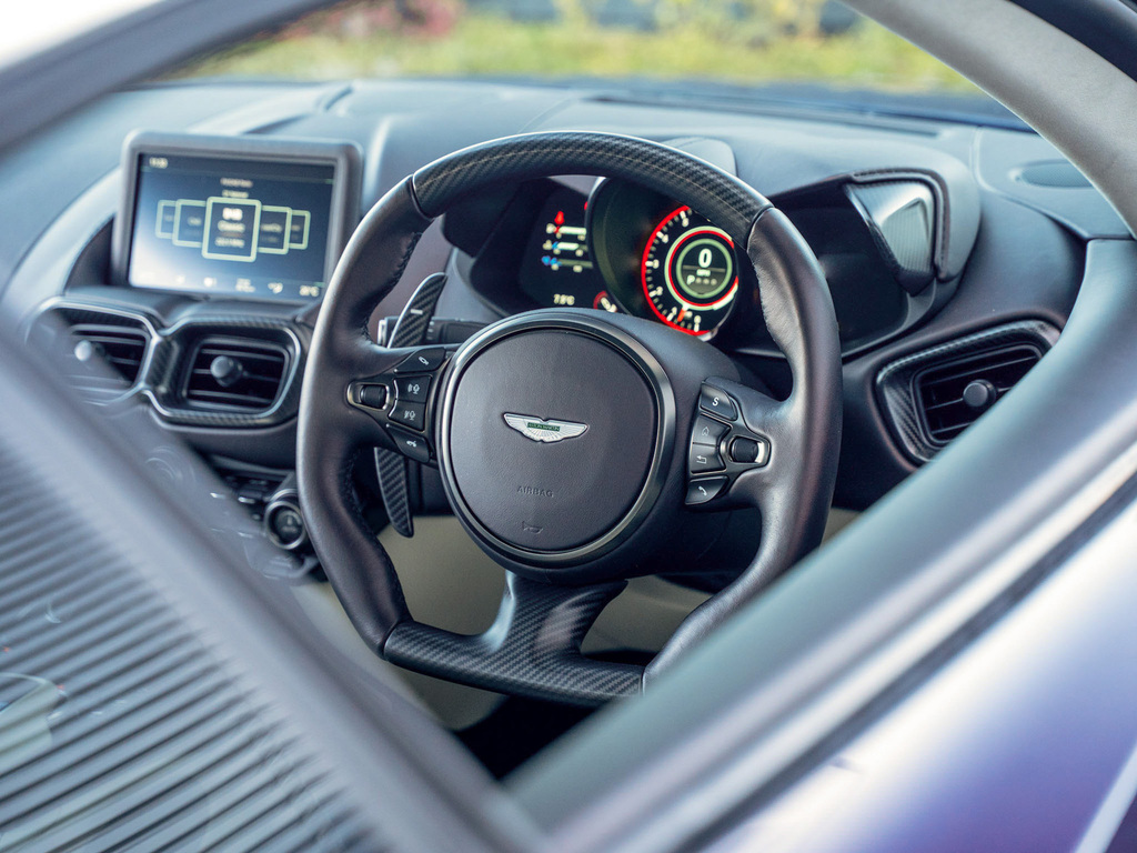 Aston Martin Vantage F1 Edition #23