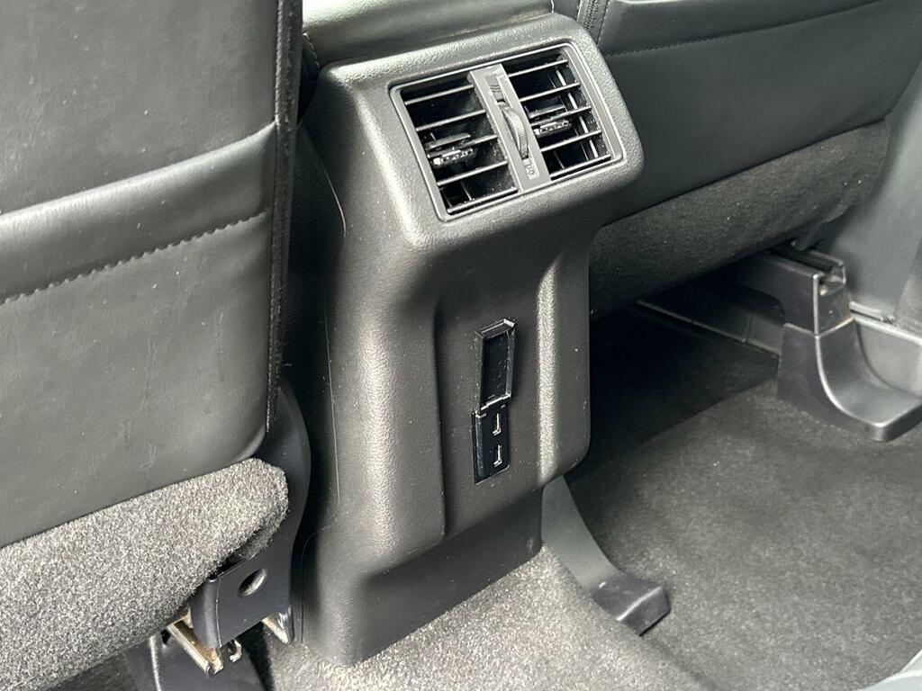 Mitsubishi Outlander 2.4 Phev Dynamic Safety 222 Bhp Parking Se Black #45