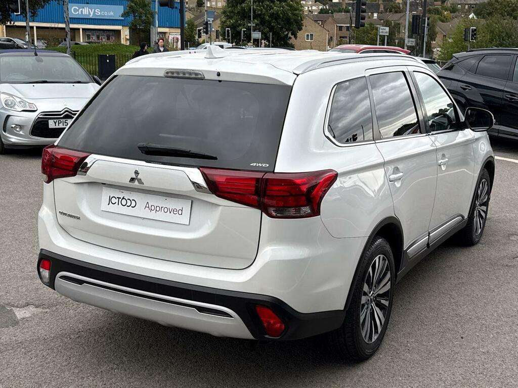 Mitsubishi Outlander 2.4 Phev Dynamic Safety 222 Bhp Parking Se Black #39