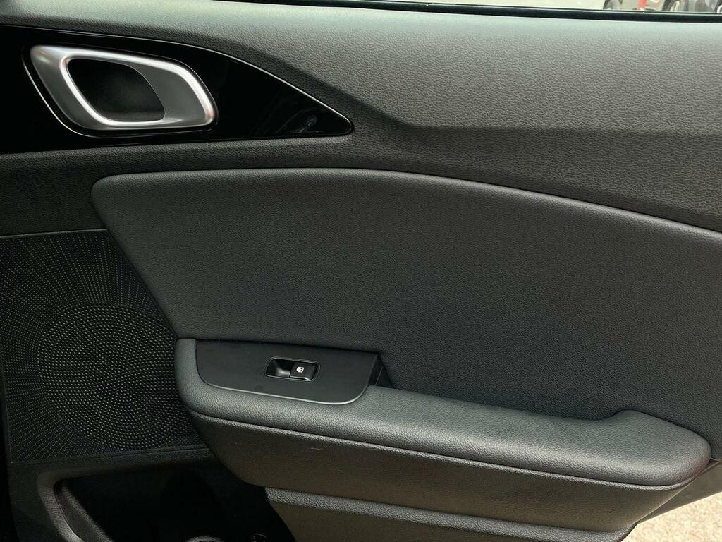 Kia Xceed 1.5T Gdi Isg 138 Gt-line Red #32