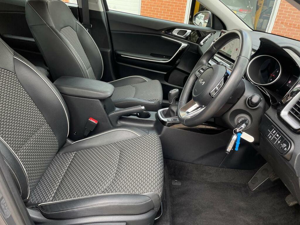 Kia Xceed 1.5T Gdi Isg 138 Gt-line Red #28