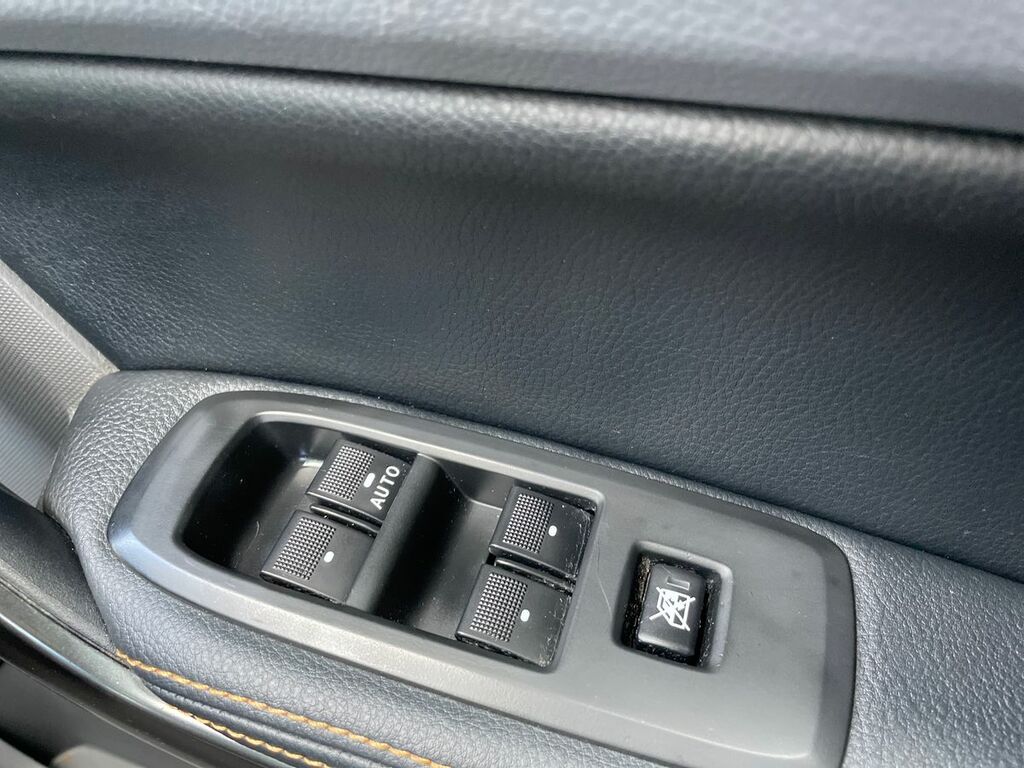 Ford Ranger Club Ac YT68YPZ Black #28