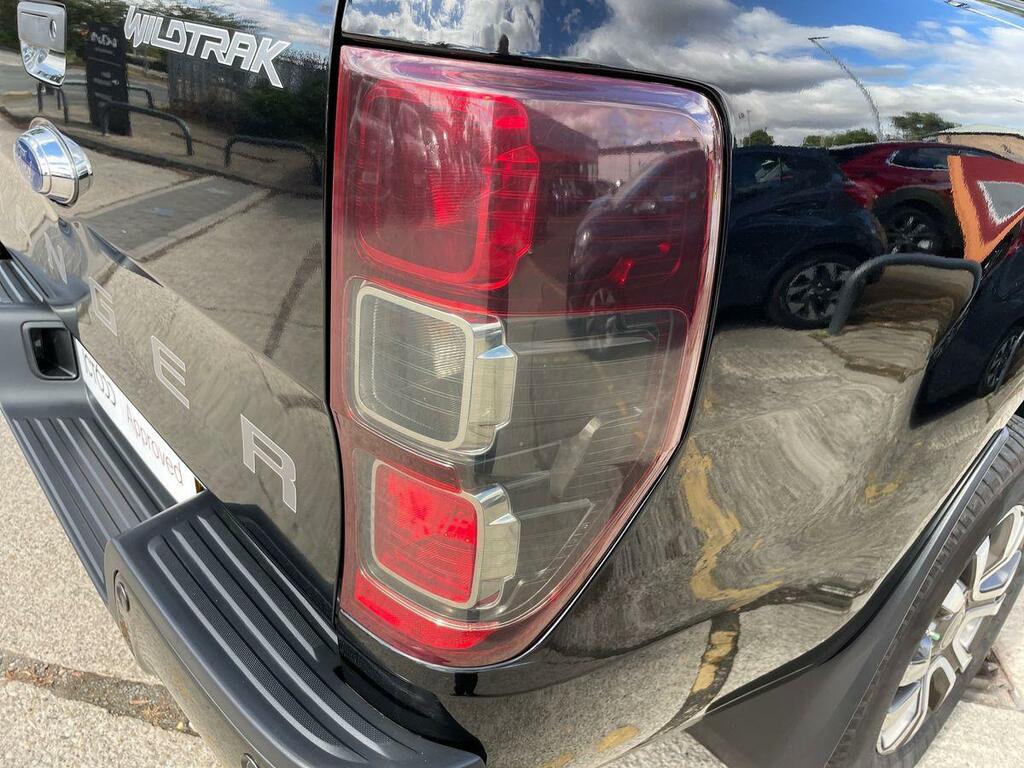 Ford Ranger Club Ac YT68YPZ Black #17