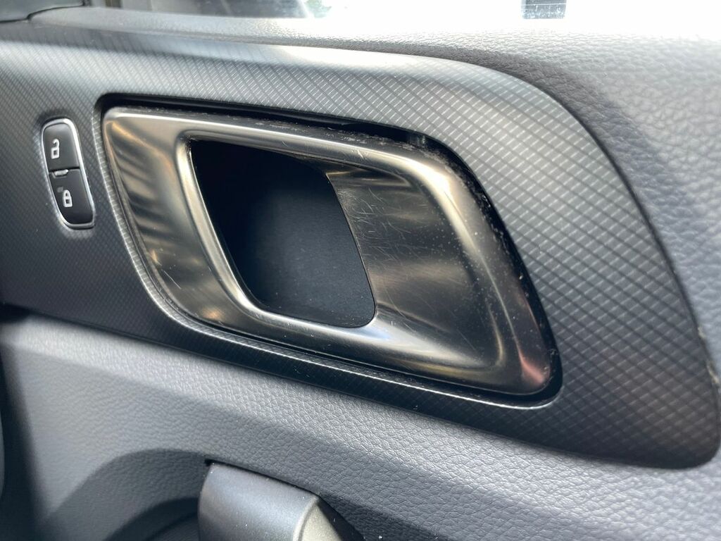 Ford Ranger Club Ac YT68YPZ Black #29