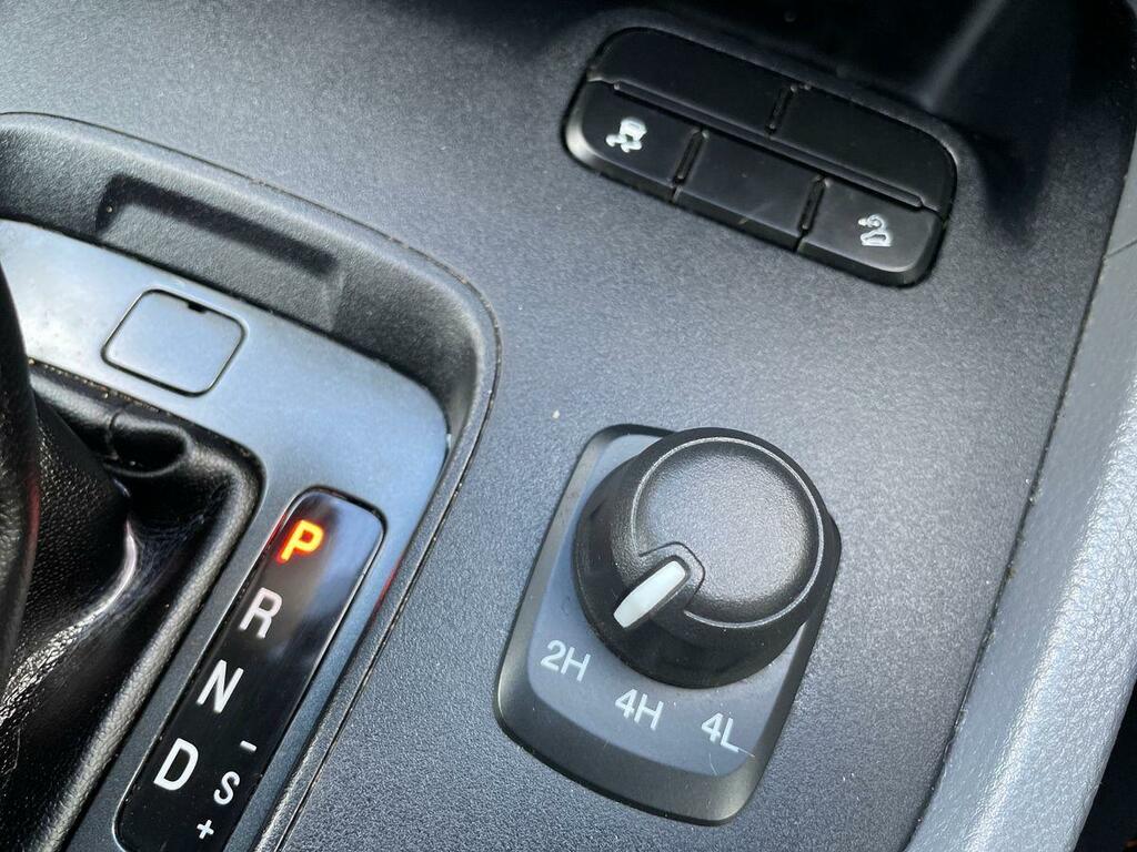 Ford Ranger Club Ac YT68YPZ Black #38