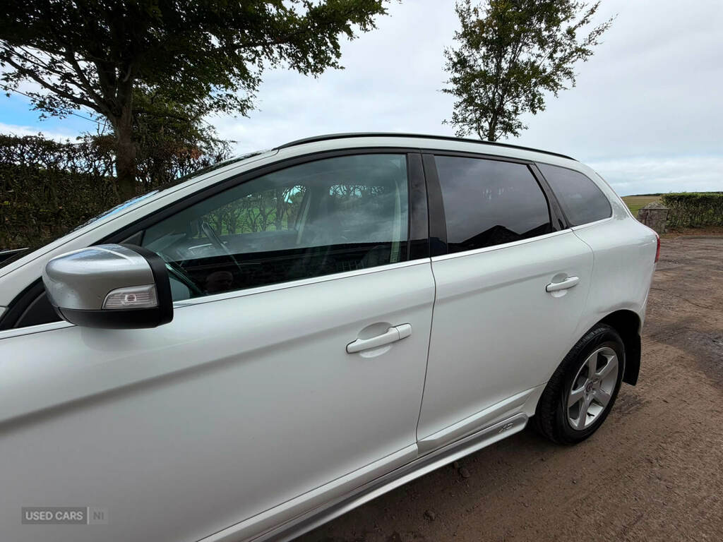 Volvo XC60 Estate D5 Grey #16