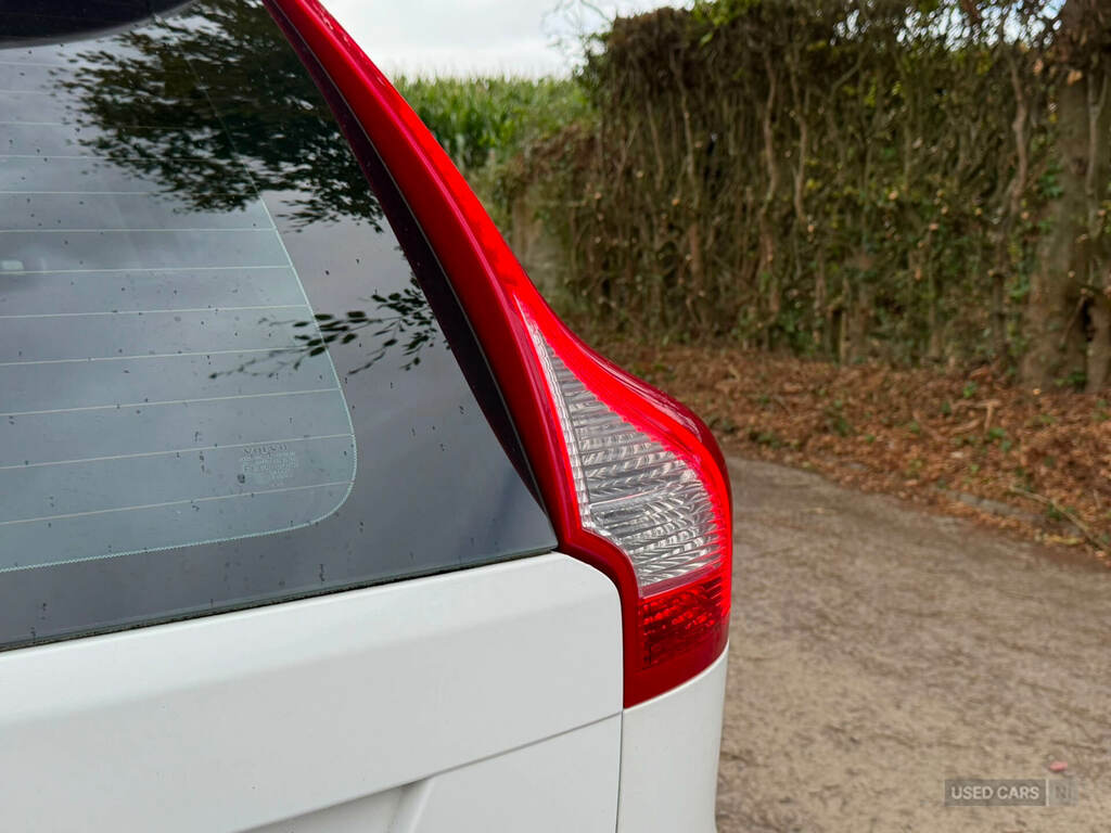 Volvo XC60 Estate D5 Grey #17