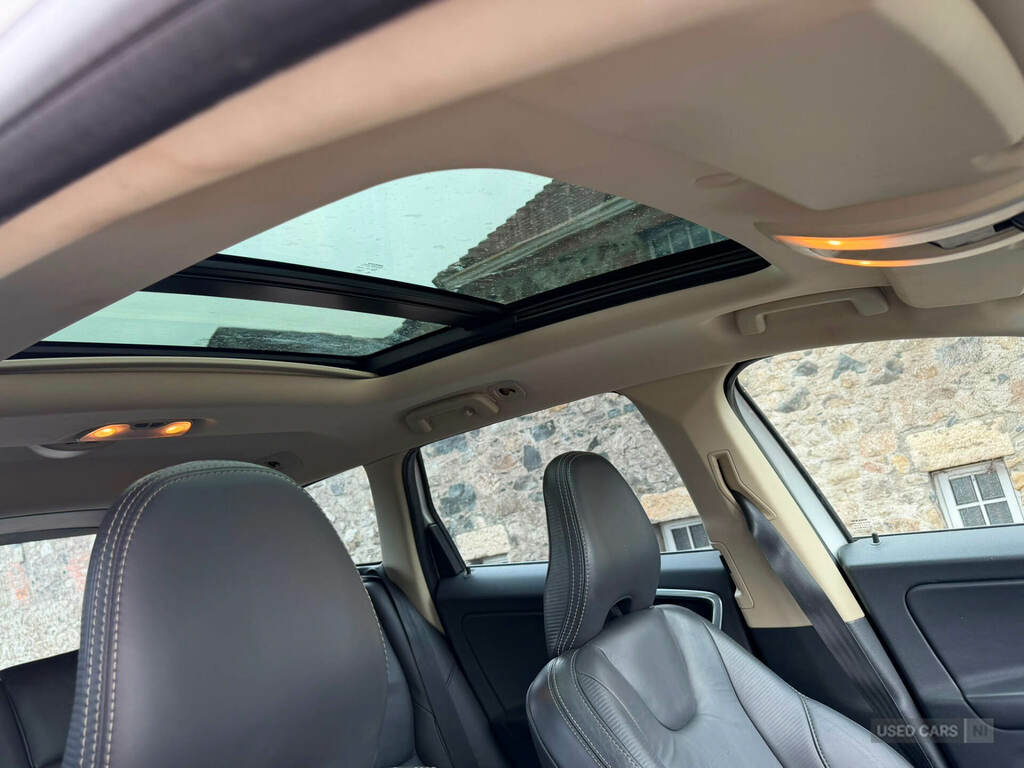 Volvo XC60 Estate D5 Grey #14