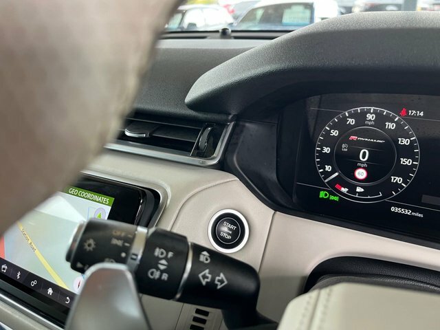 Land Rover Range Rover Velar 2.0 D240 Se Red #37