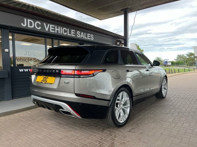 Land Rover Range Rover Velar 2.0 D240 Se Red #10