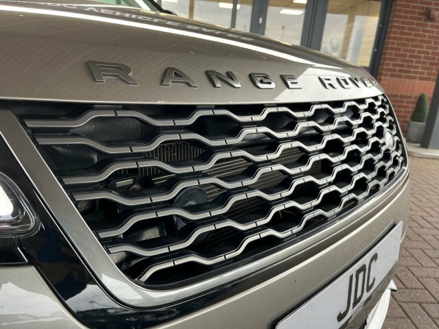 Land Rover Range Rover Velar 2.0 D240 Se Red #22