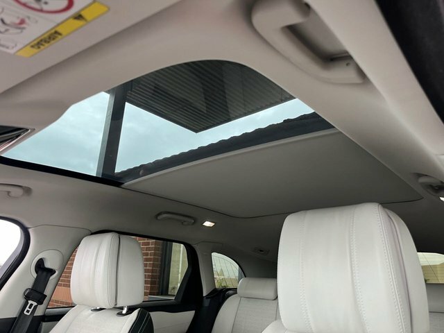 Land Rover Range Rover Velar 2.0 D240 Se Red #52
