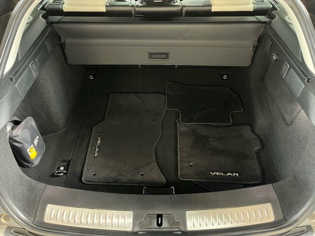 Land Rover Range Rover Velar 2.0 D240 Se Red #43