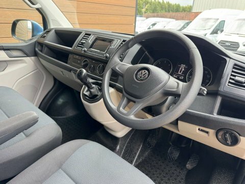 Volkswagen Transporter Mpv Black #12