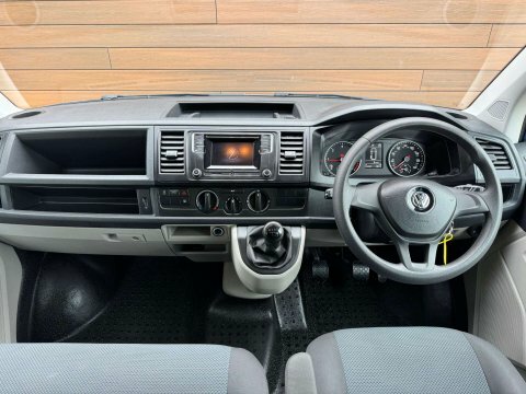 Volkswagen Transporter Mpv Black #15
