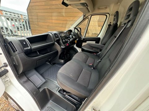 Citroen Relay 2.2 Bluehdi H2 Van 140Ps Enterprise Red #23