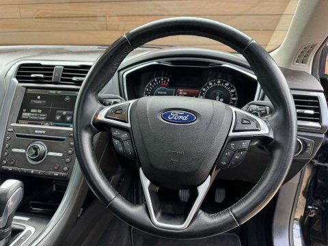 Ford Mondeo 2.0 Tdci Econetic Zetec Nav  #25