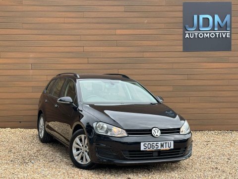 Volkswagen Golf Mk8 Hatchback 5-Dr 1.5 Tsi 150Ps R-line Evo Black #1
